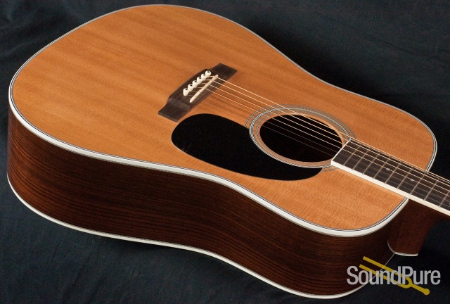 Martin D-35 2011 Dreadnought Acoustic Guitar - Used — image 3