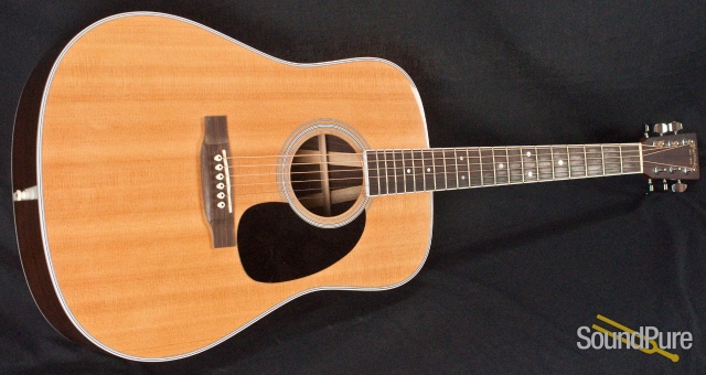 Martin D-35 2011 Dreadnought Acoustic Guitar - Used — image 13