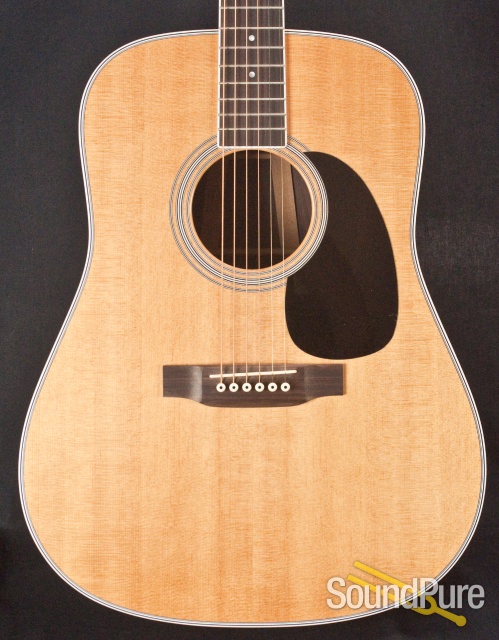 Martin D-35 2011 Dreadnought Acoustic Guitar - Used — image 1