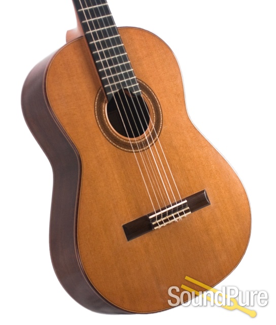 Andres Marvi 2007 205C Model Nylon String Guitar - Used — image 10