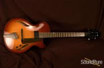 Benedetto Bambino Elite One-off Antique Burst S1082 Archtop Guitar Benedetto Bambino Elite One-off Antique Burst S1082 Archtop Guitar
