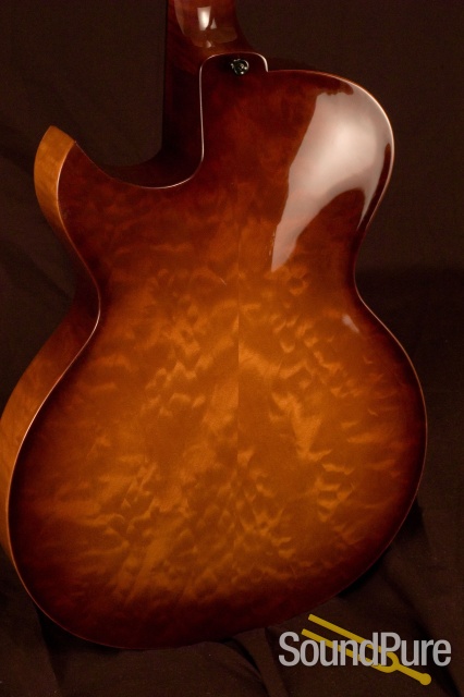 Benedetto Bambino Elite One-off Antique Burst S1082 Archtop Guitar — image 10