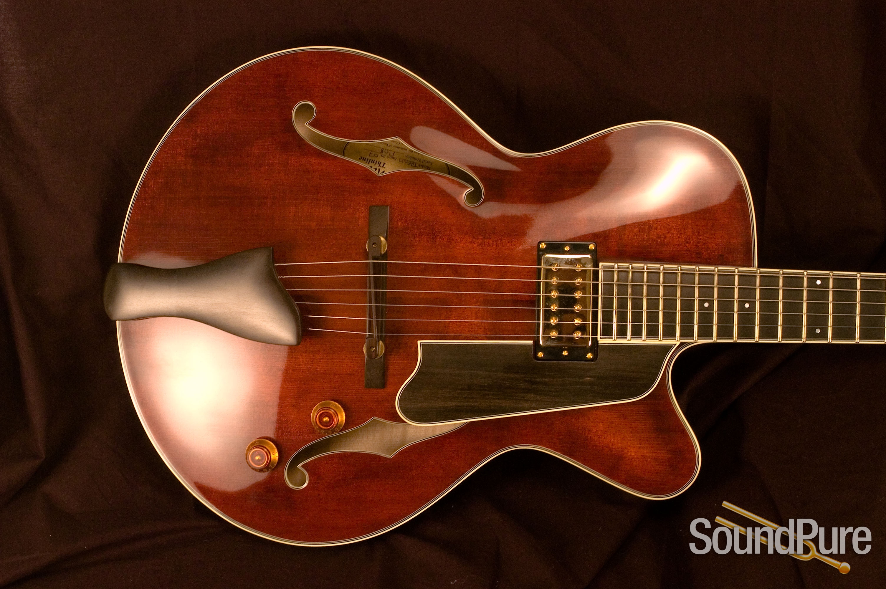 Eastman T145SM Classic Sn 1308 Thinline Archtop Guitar