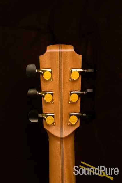 Lowden F35 sn 15764 Acoustic Guitar — image 3
