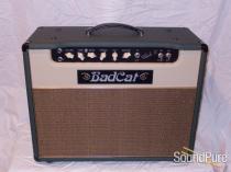 Bad Cat Cub II 2x10 Grn/Crm Guitar Amplifier Combo Bad Cat Cub II 2x10 Grn/Crm Guitar Amplifier Combo