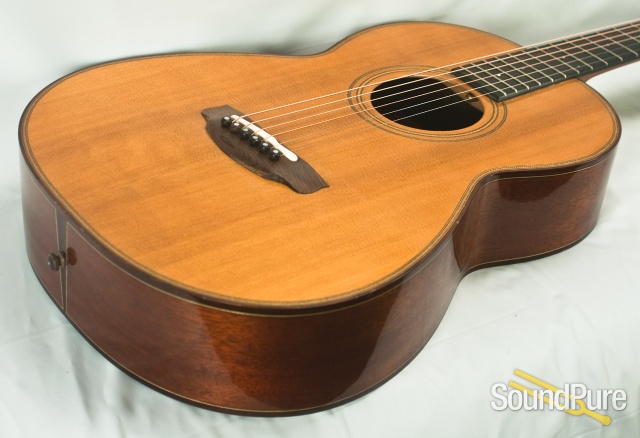 Andrew Manson 00/Parlor  "Kingfisher" Acoustic Guitar#850276 — image 4