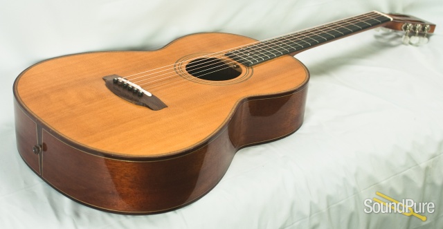 Andrew Manson 00/Parlor  "Kingfisher" Acoustic Guitar#850276 — image 6