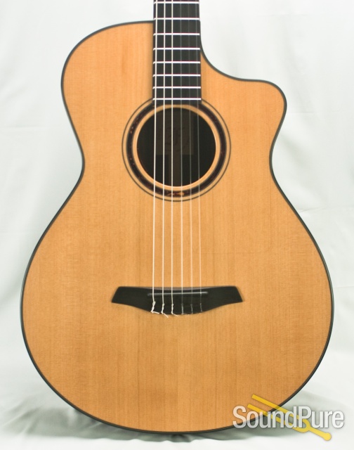 Furch Grand Nylon GN4-CR Cedar/Rosewood Acoustic Guitar