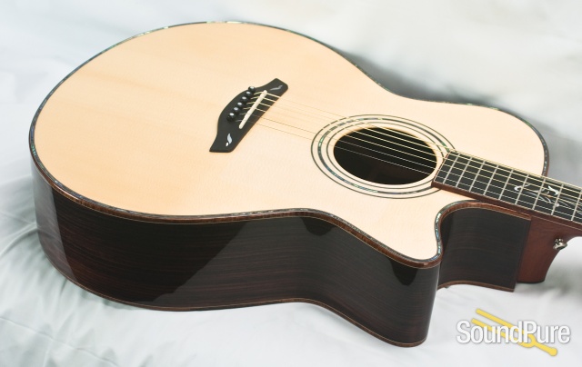 Furch G25LR-Cutaway Spruce/Rosewood Grand Auditorium - Used — image 3