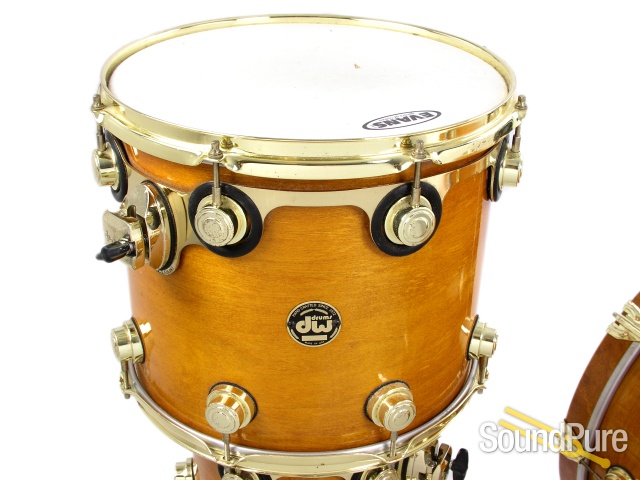 DW 4pc Collectors Series Amber Gloss Maple Drum Set-Gold — image 9