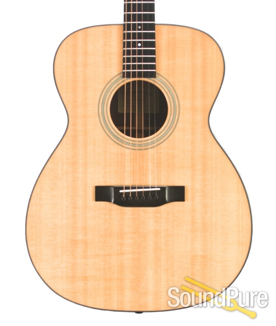 Eastman E6OM Spruce/Mahogany Acoustic #10955732 — image 1