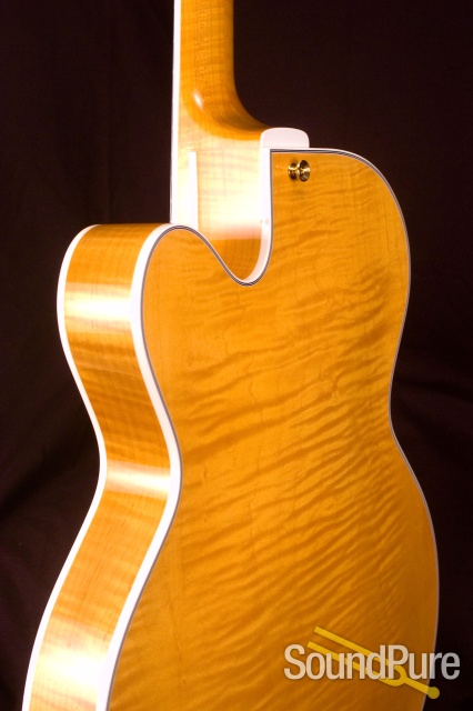Benedetto Bravo Deluxe Honey Blonde S1109 Archtop Guitar — image 6