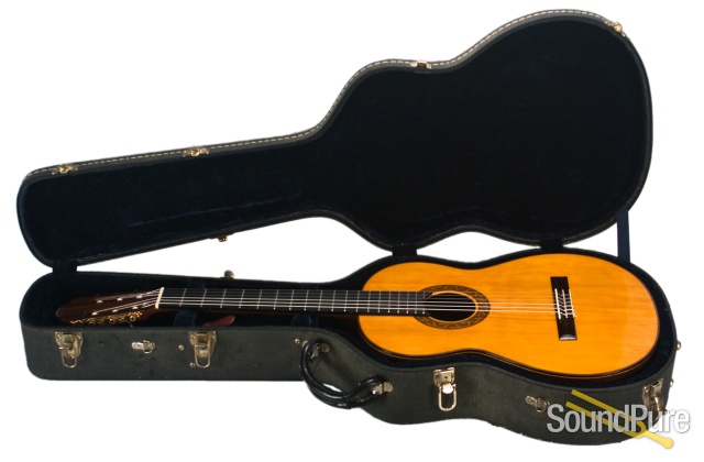 Carlos Piña Concert Nylon String Guitar #035 - Used — image 8
