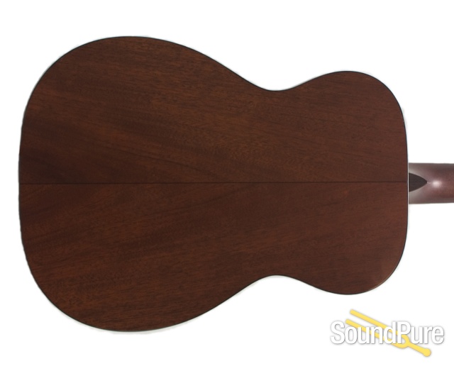 Martin 2002 00-17 Mahogany Acoustic Guitar - Used — image 7