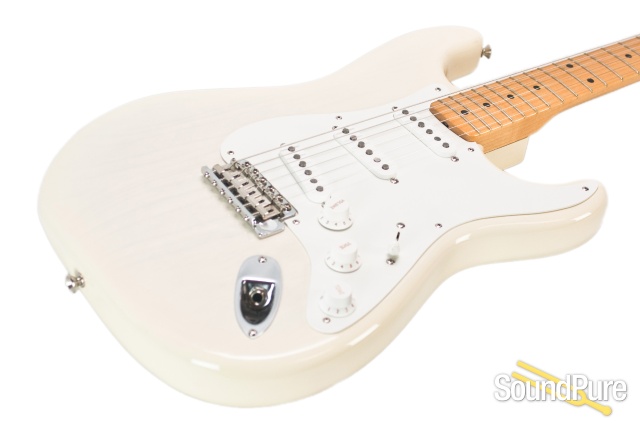 Fender USA Vintage '56 Aged White Blonde Stratocaster - Used — image 11