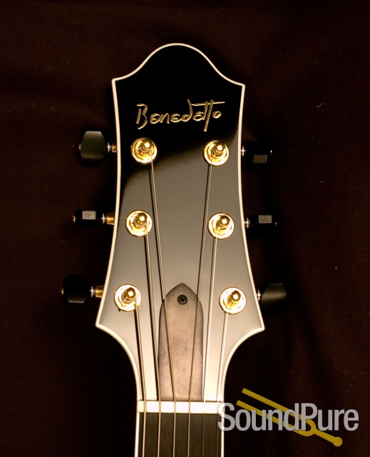 Benedetto Bravo One-off Black sn1101 Archtop Guitar — image 6