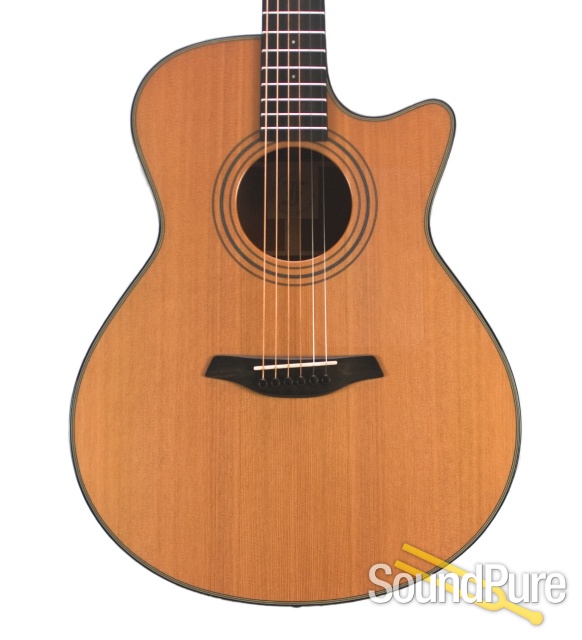 Furch G22CM-C Cedar/Mahogany Grand Auditorium Cutaway - Used