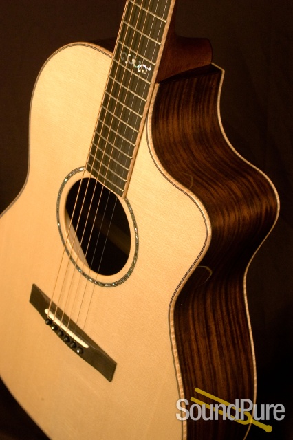 Huss and Dalton Concert Cutaway Custom 2157 Acoustic Guitar — image 1