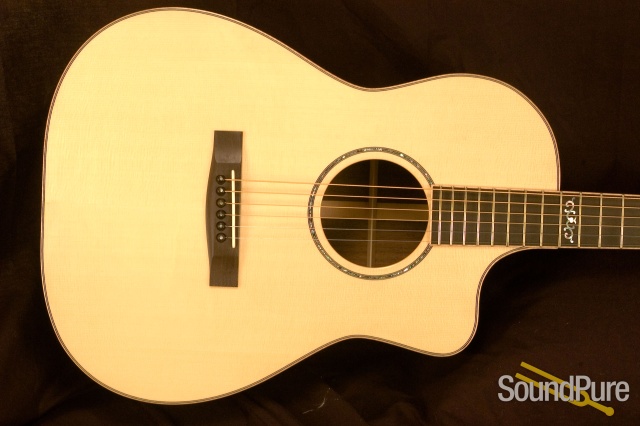 Huss and Dalton Concert Cutaway Custom 2157 Acoustic Guitar — image 10