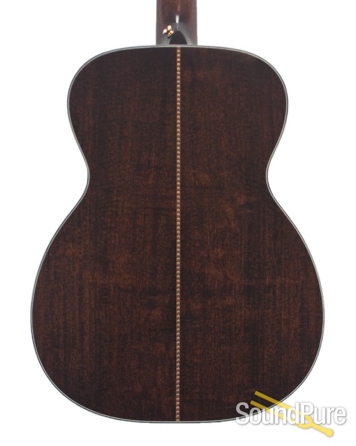 Bourgeois Custom OO Italian Spruce/Figured Mahogany - Used — image 9