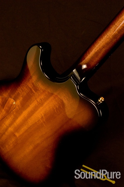 Huber Redwood sn 7624 Electric Guitar — image 2