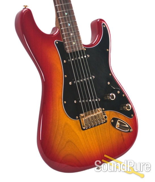 Suhr Classic Cherry Burst Electric #18027 - Used — image 6