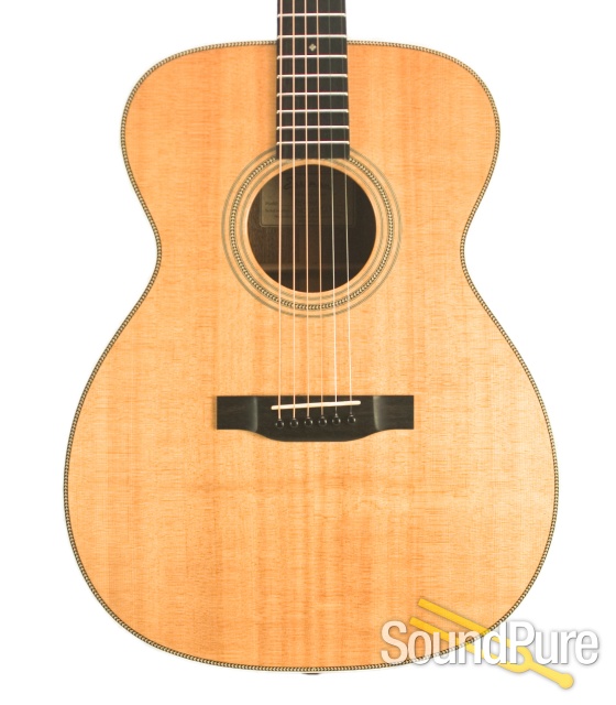 Eastman AH6OM Spruce/Mahogany Acoustic #120725928 - Used — image 1