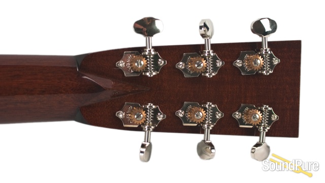 Collings OM2H Sitka/East Indian RW Cutaway #21656 - Used — image 3