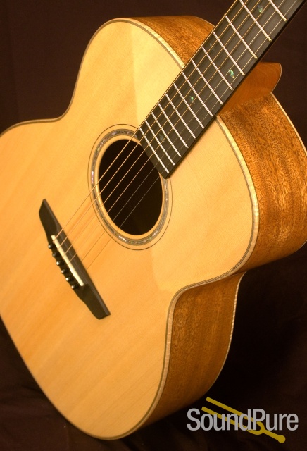 Goodall Concert Jumbo 5457 Acoustic Guitar — image 1