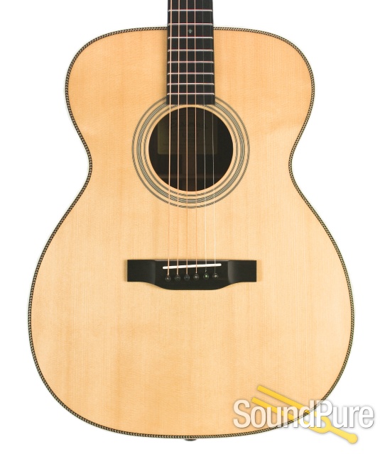 Eastman E20OM Adirondack/Rosewood Acoustic #16557962 — image 1