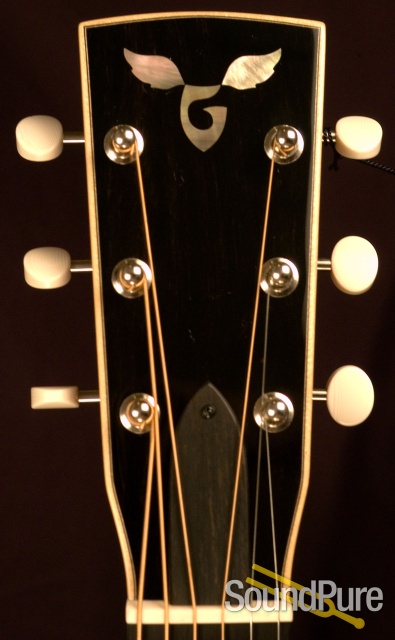 Goodall TMhB Baritone sn5500 Acoustic Guitar — image 4