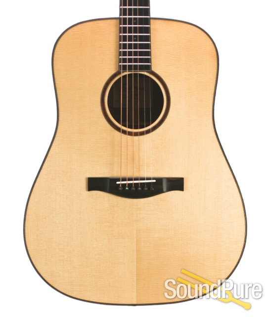 Eastman AC520 Englemann Spruce/Mahogany Acoustic #10955799 — image 1