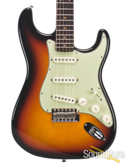 Fender American Vintage '59 Stratocaster 3-Tone Burst - Used — image 1
