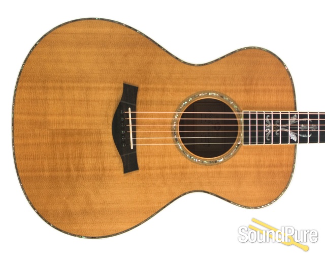 Taylor 30th Anniv. Sitka/Maple Acous/Elec #207 of 250 - Used — image 10