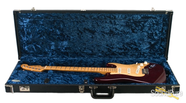 Fender Custom Shop Classic Player Bing Cherry Strat  - Used — image 5