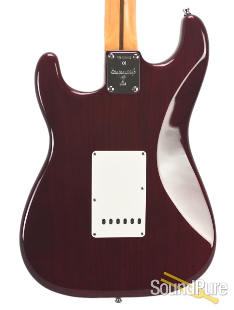 Fender Custom Shop Classic Player Bing Cherry Strat  - Used — image 10