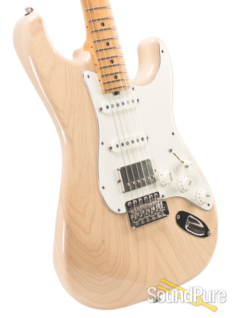 Tuttle Custom Classic S Mary Kay Trans White HSS #202 - Used — image 6