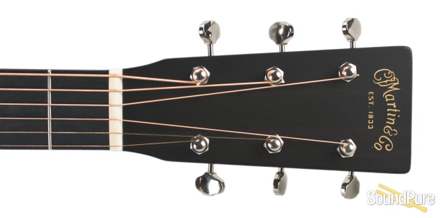 Martin 00-18 Sitka/Mahogany Acoustic Guitar #1906246 - Used — image 6