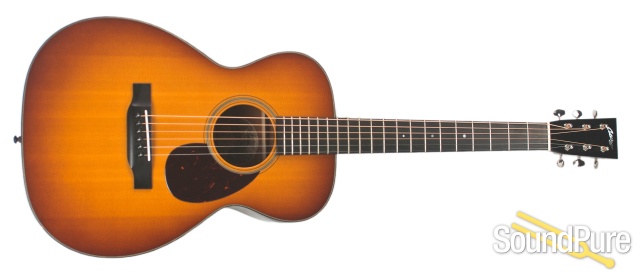 Collings 01SB Sitka/Mahogany Sunburst Acoustic #23441 - Used — image 3