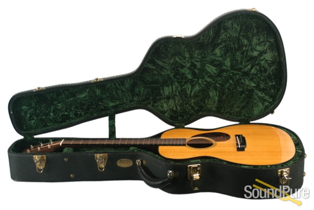 Martin 2000 OM-18V Sitka/Mahogany Acoustic #844959 - Used — image 6