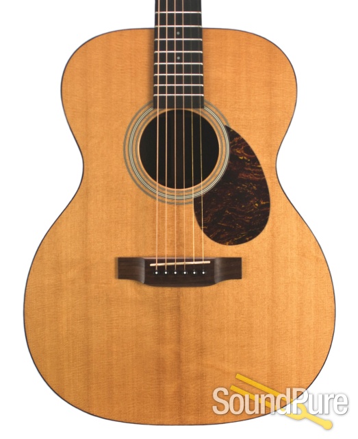 Martin 2002 OM-21 Sitka/IRW Acoustic #856873 - Used — image 1