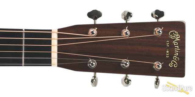 Martin 000-28EC Sunburst Sitka/Rosewood OM #1352030 - Used — image 5