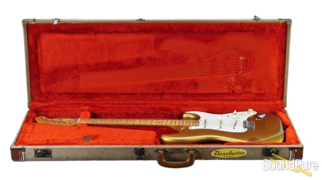 1982 Fender Shoreline Gold Stratocaster #V000726 - Used — image 11