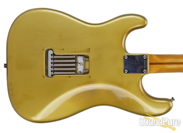 1982 Fender Shoreline Gold Stratocaster #V000726 - Used — image 17