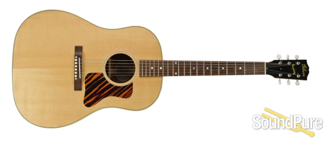 Gibson J-35 Dreadnought Acoustic Guitar #10364021 - Used — image 3
