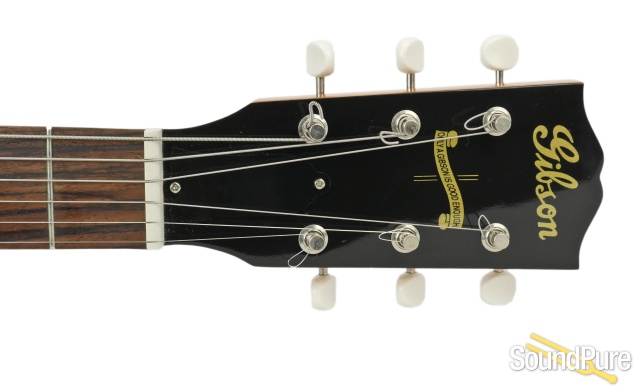 Gibson J-35 Dreadnought Acoustic Guitar #10364021 - Used — image 5