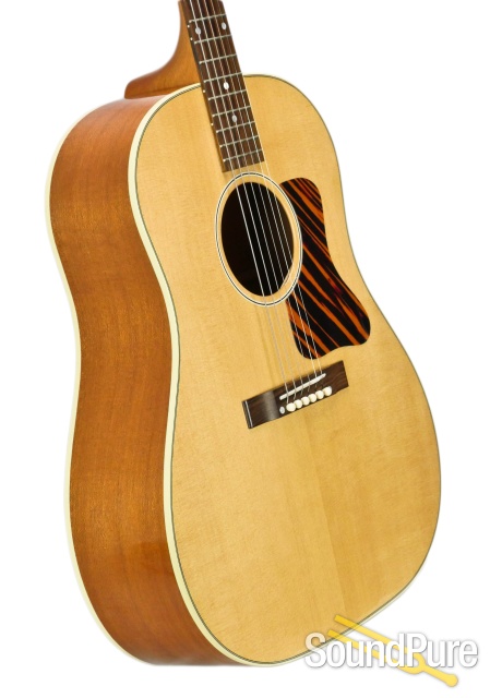 Gibson J-35 Dreadnought Acoustic Guitar #10364021 - Used — image 7