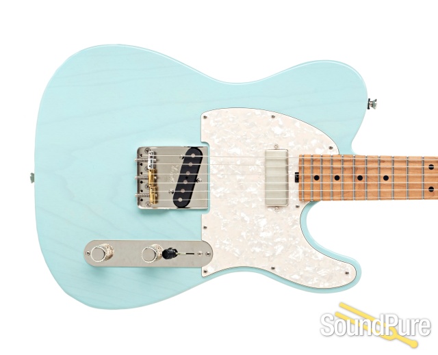 Michael Tuttle Custom Classic T Daphne Blue S-H #537 — image 4