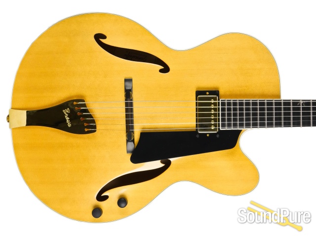 Benedetto Bravo Blonde Archtop Guitar #170 - Used — image 8