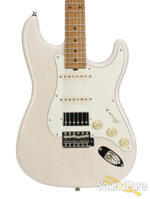 Michael Tuttle Custom Classic S Mary Kay White #466 — image 1